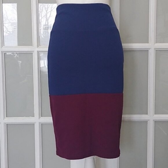 LuLaRoe Dresses & Skirts - LuLaRoe Navy Wine Colorblock Cassie Skirt Size - XS